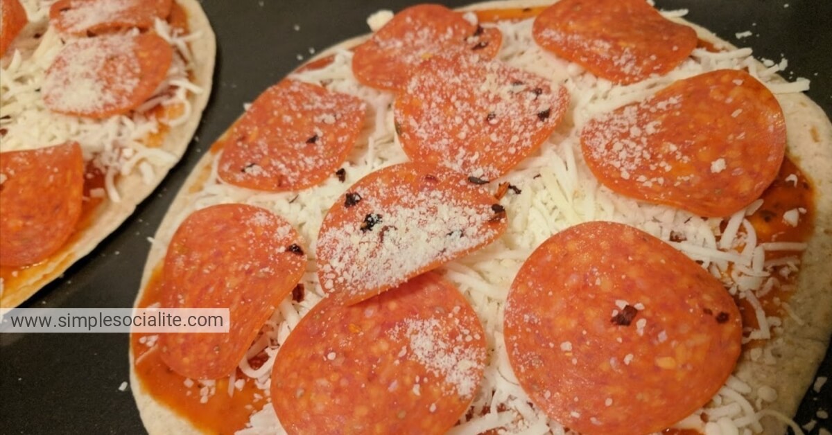 Low Carb Tortilla Pizza Alternative